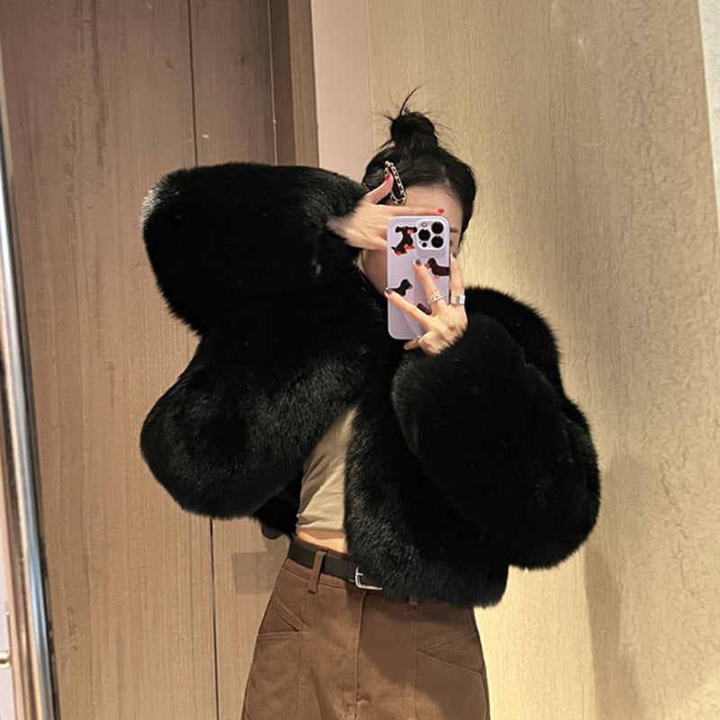 European Style Mink Fur Coat for Petite Women Eco-Friendly Fox Fur Short Fur Coat Fur Sweater