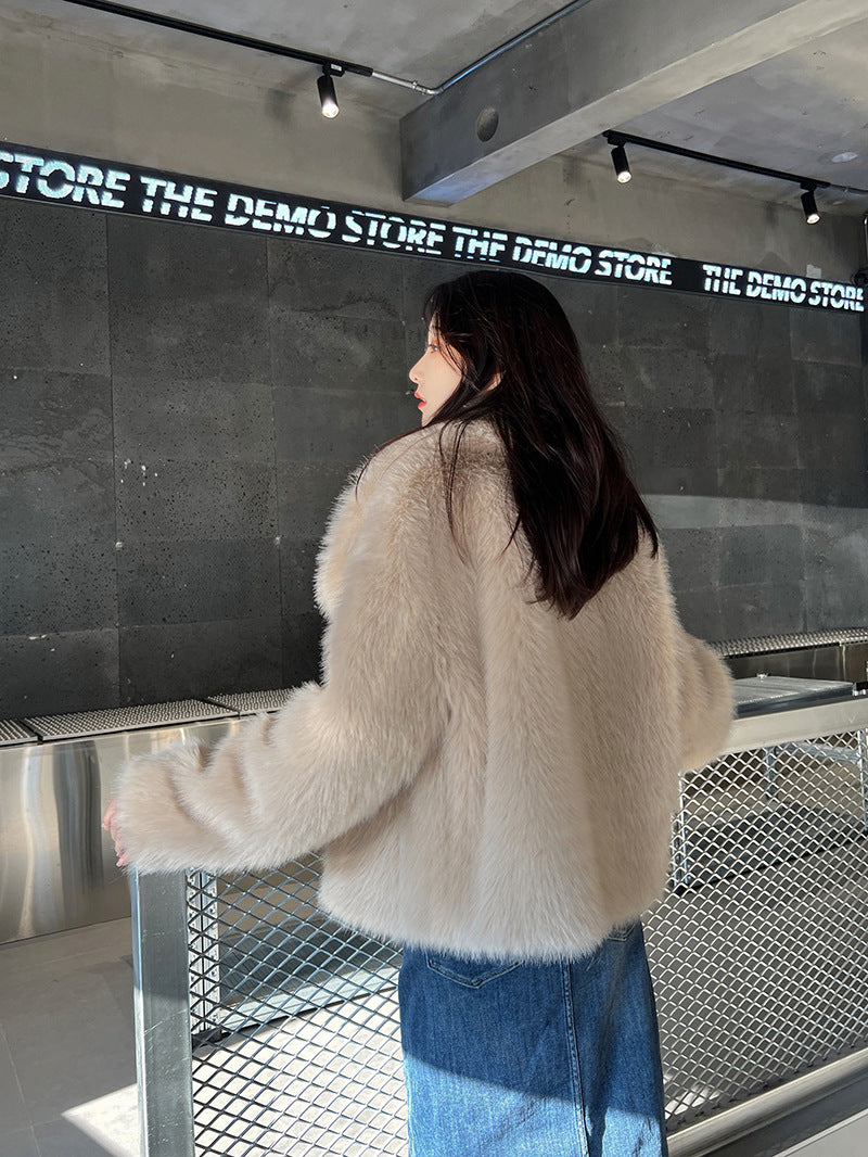 Fashionable Large Lapel Fur Coat for Women Elegant Socialite Long Sleeve Warm Overcoat Fur Top Wholesale