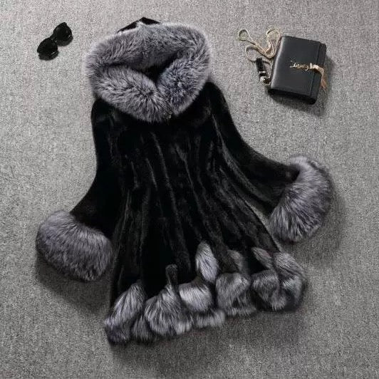 Large fur coat fox fur medium and long models with hats