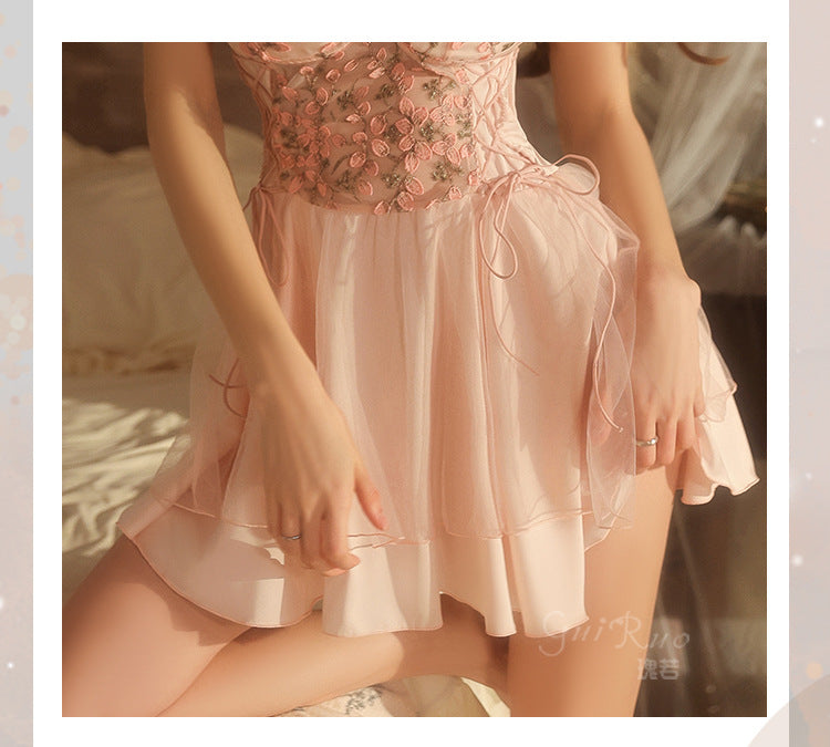 DZ Luxurious Ice Silk Lingerie Sweet Temptation Lace Deep V Padded Nightdress with Open Front Robe Set M5516