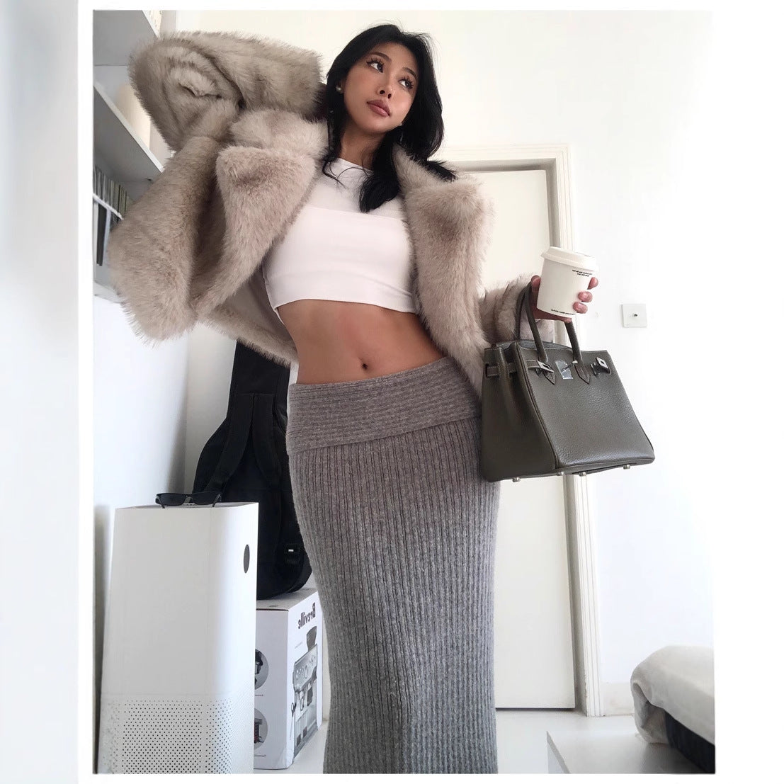 Europe and America wind lapel fur short fox fur coat fashion simple female environmental protection.